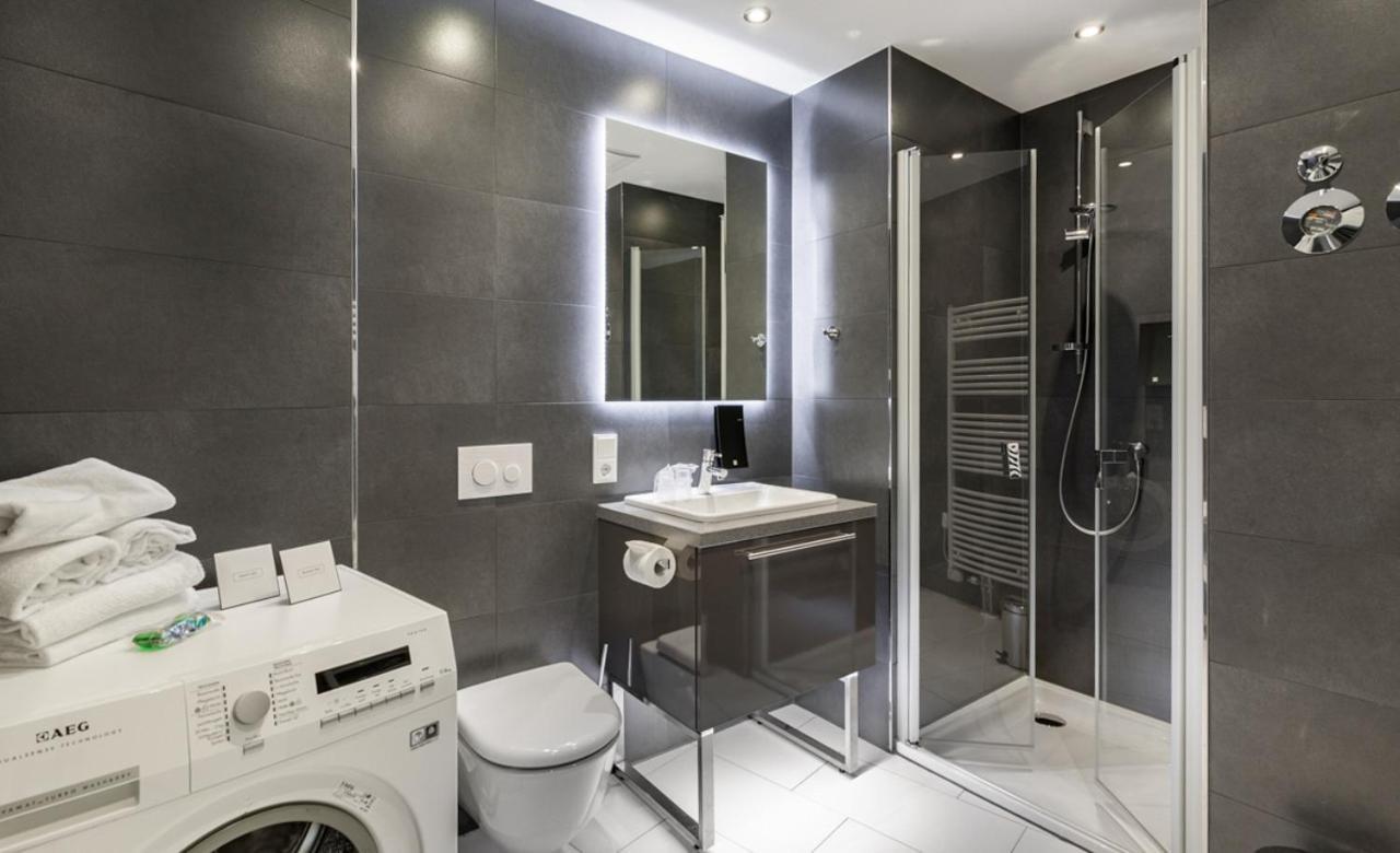 Aparthotel Residenz Am Zwinger Dresde Exterior foto Bathroom